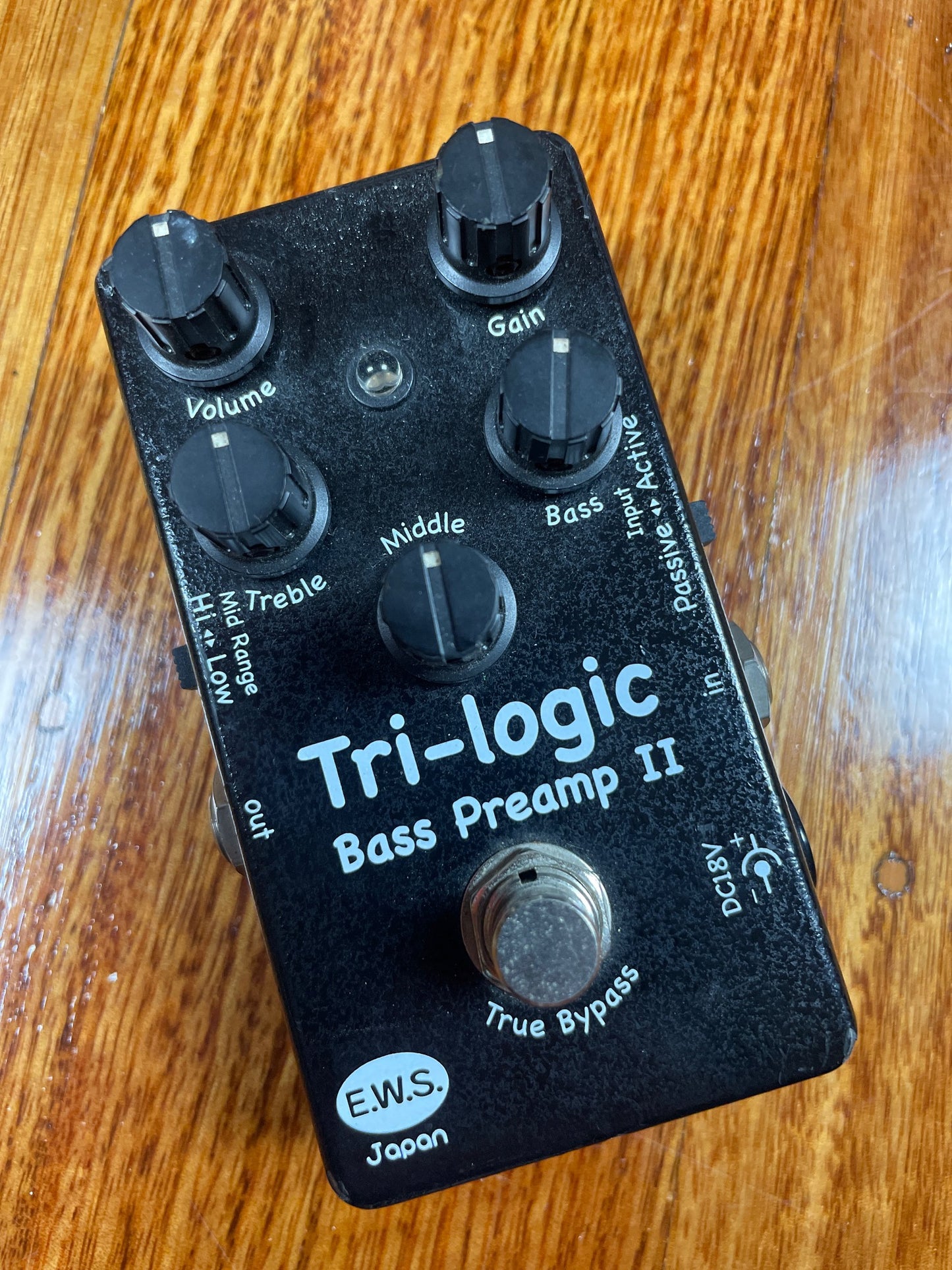 EWS Japan Tri-Logic Bass Preamp II