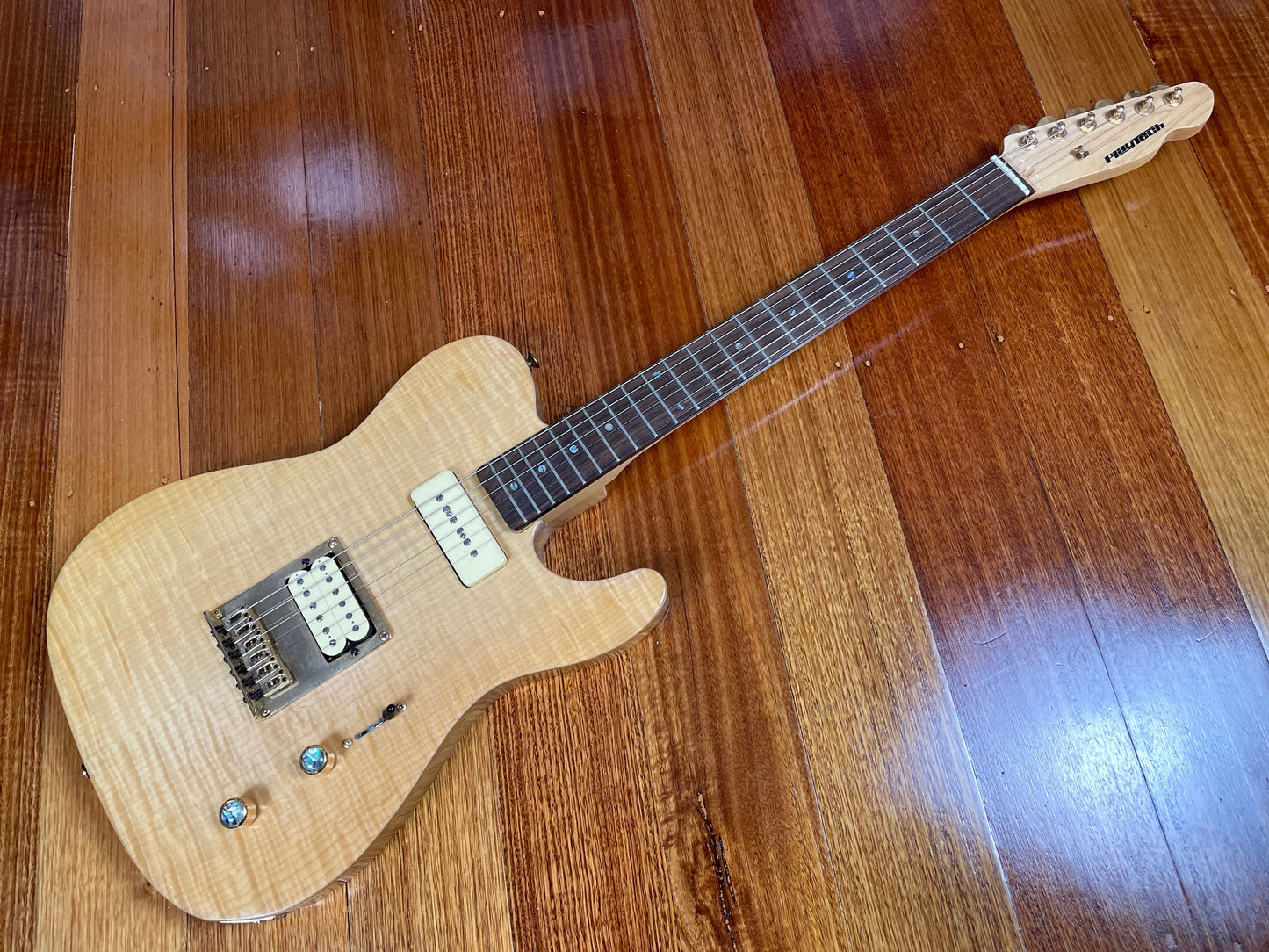 Playtech - Telecaster style