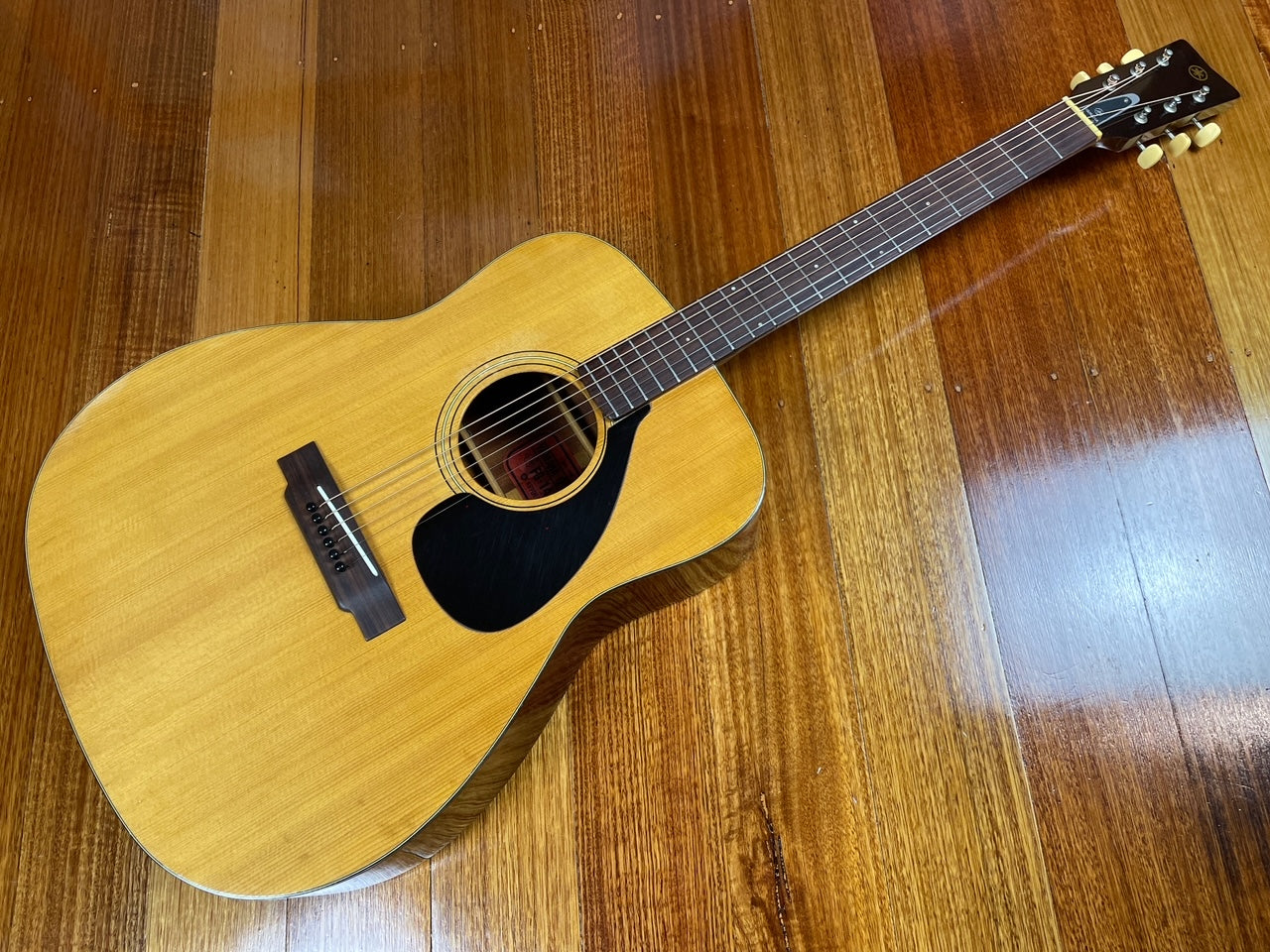 YAMAHA FG-140