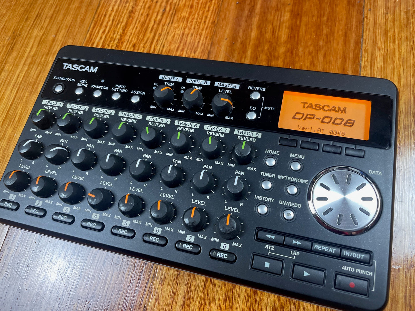 TASCAM DP-008