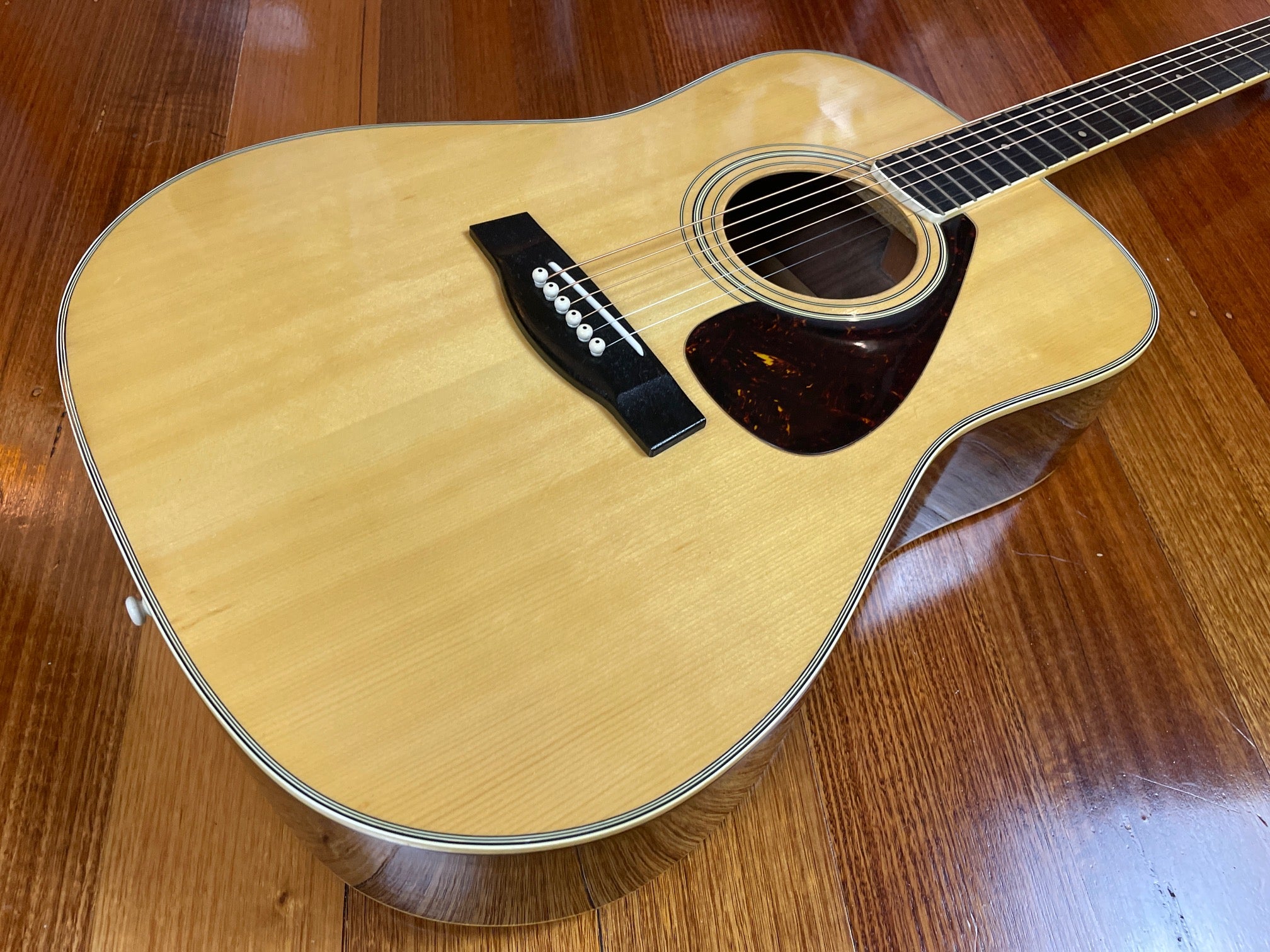 YAMAHA FG-251 – RadioActiveGuitars