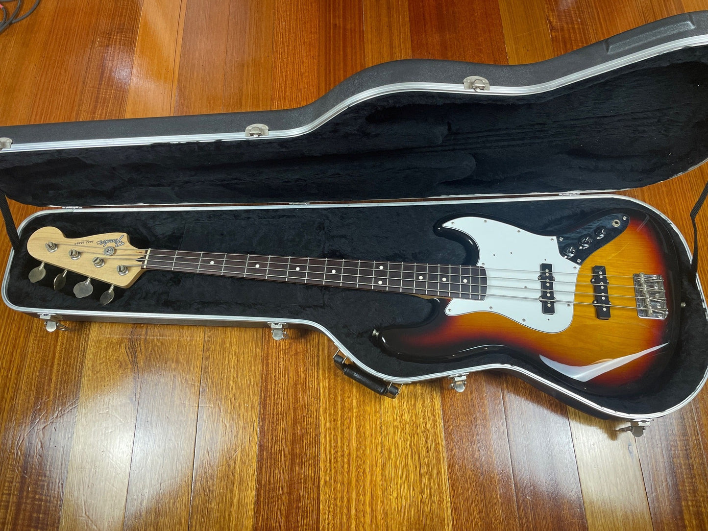 Fender Jazz Bass