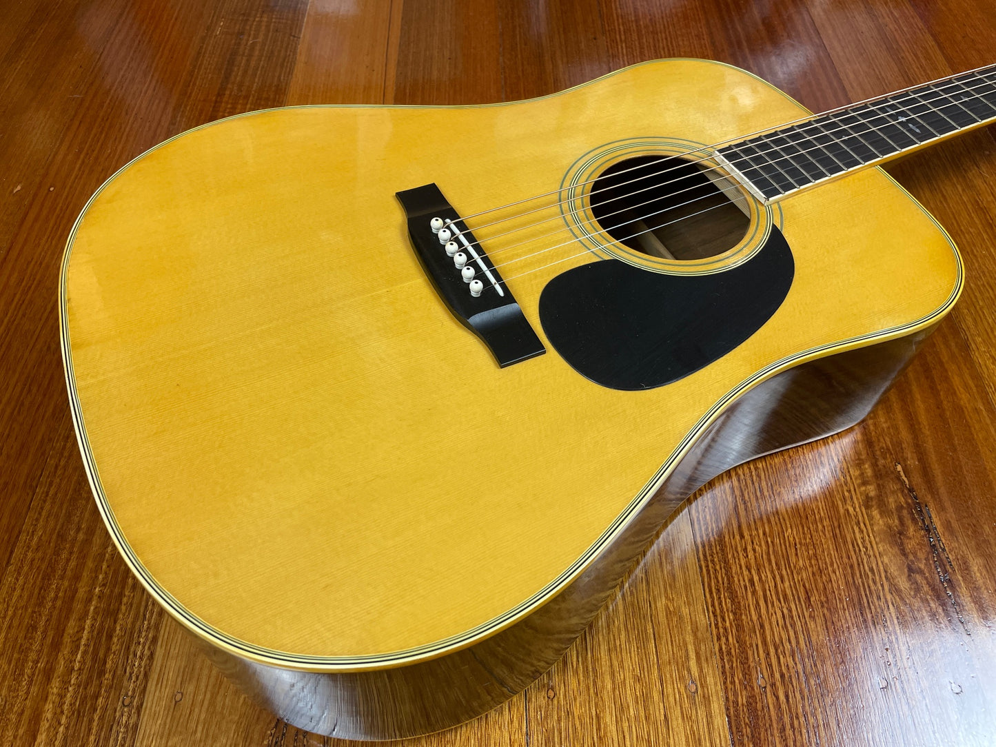 Tokai Cats Eyes CE-300