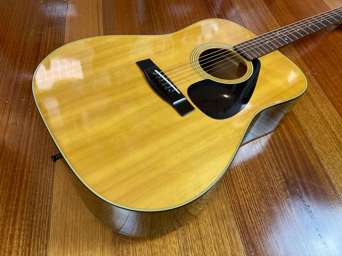 YAMAHA FG-151B