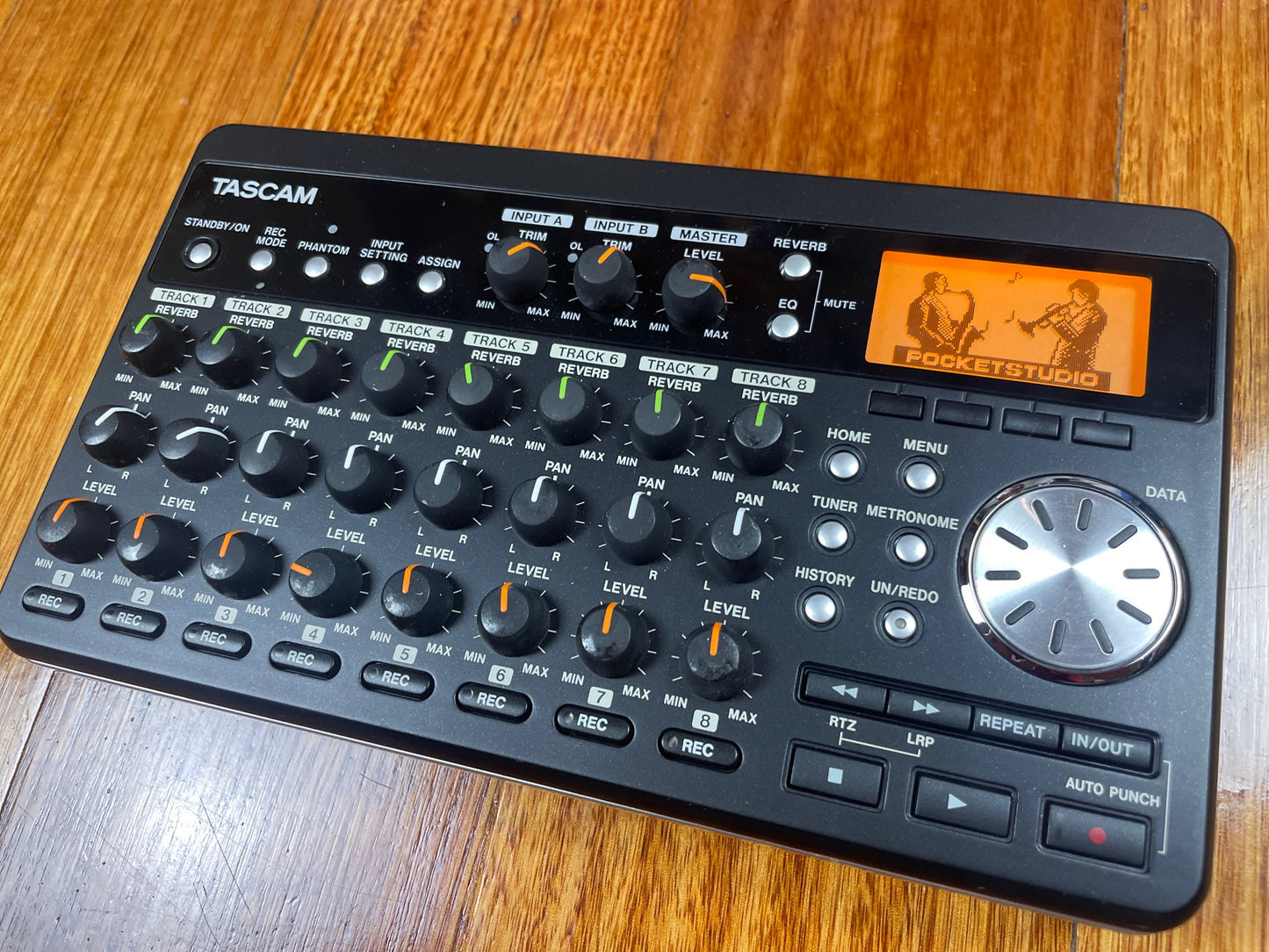 TASCAM DP-008