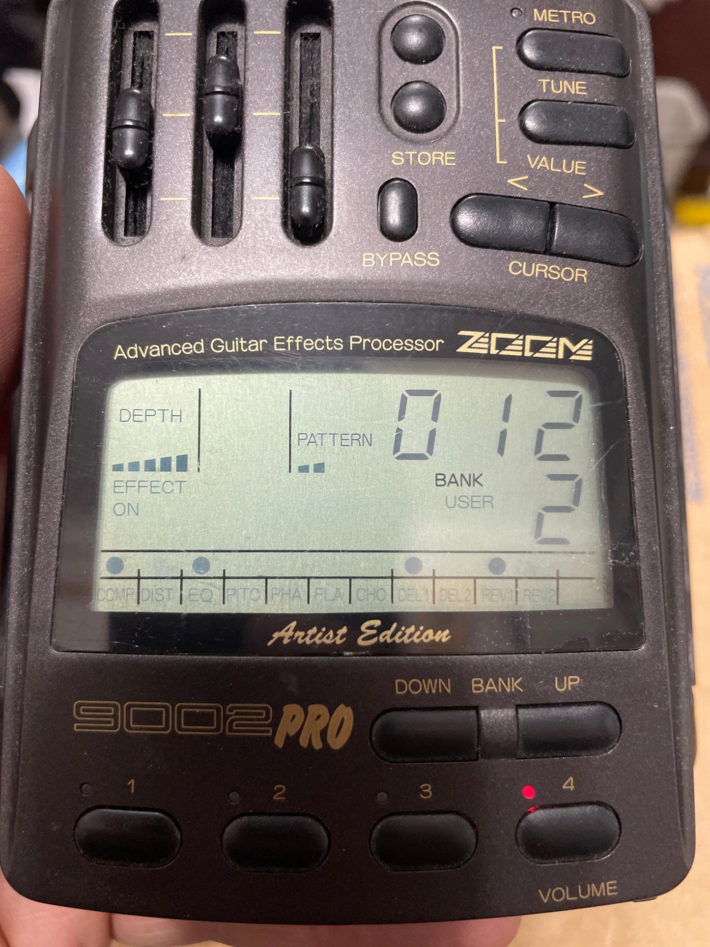 ZOOM 9002 PRO Artist Edition