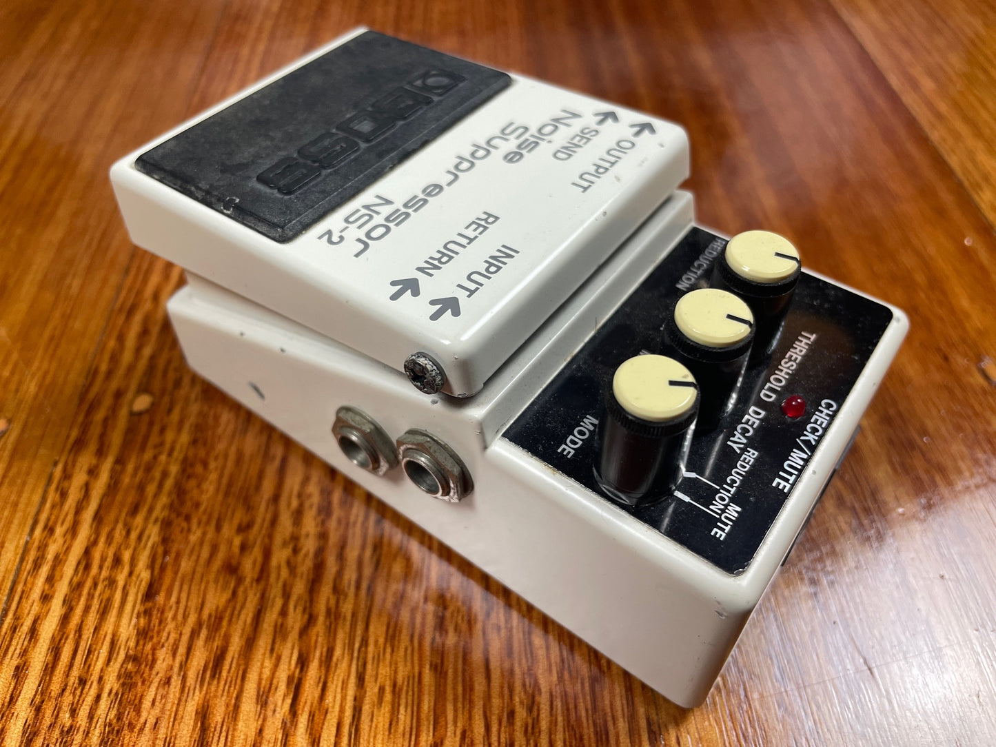 BOSS NS-2 Noise Suppressor