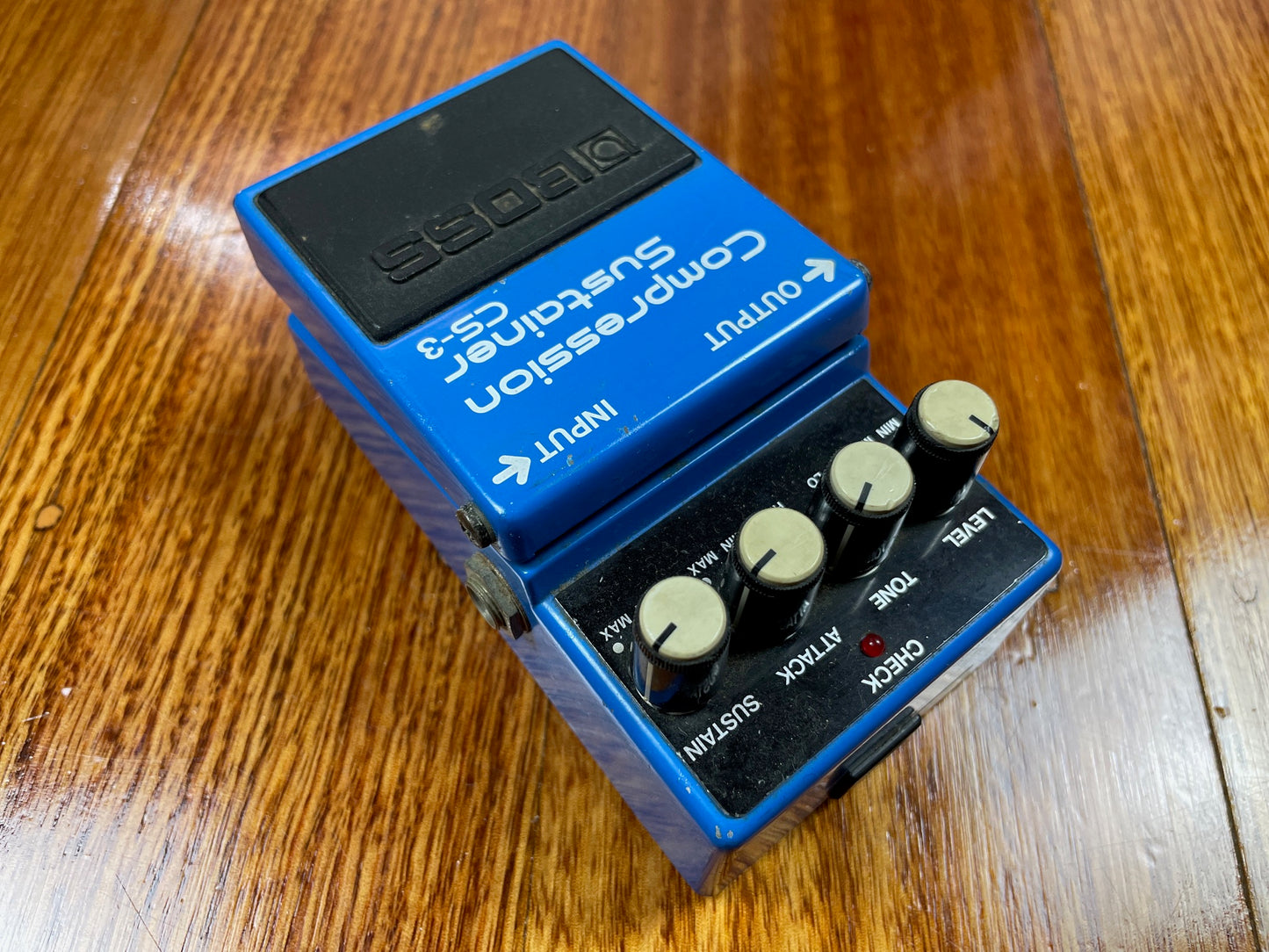 BOSS CS-3 Compression Sustainer