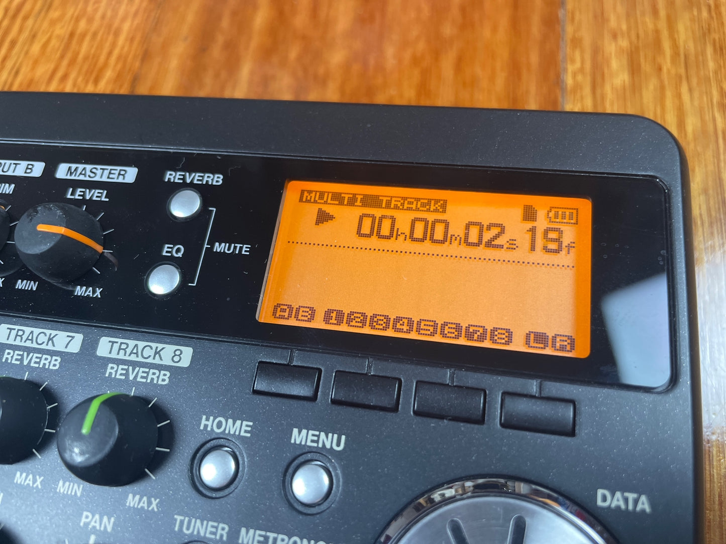 TASCAM DP-008