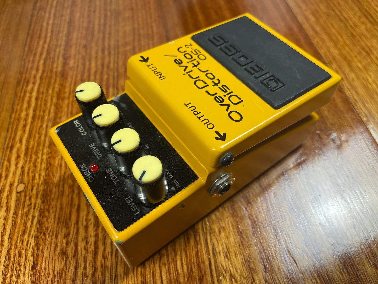 BOSS OS-2 OverDrive/Distortion.