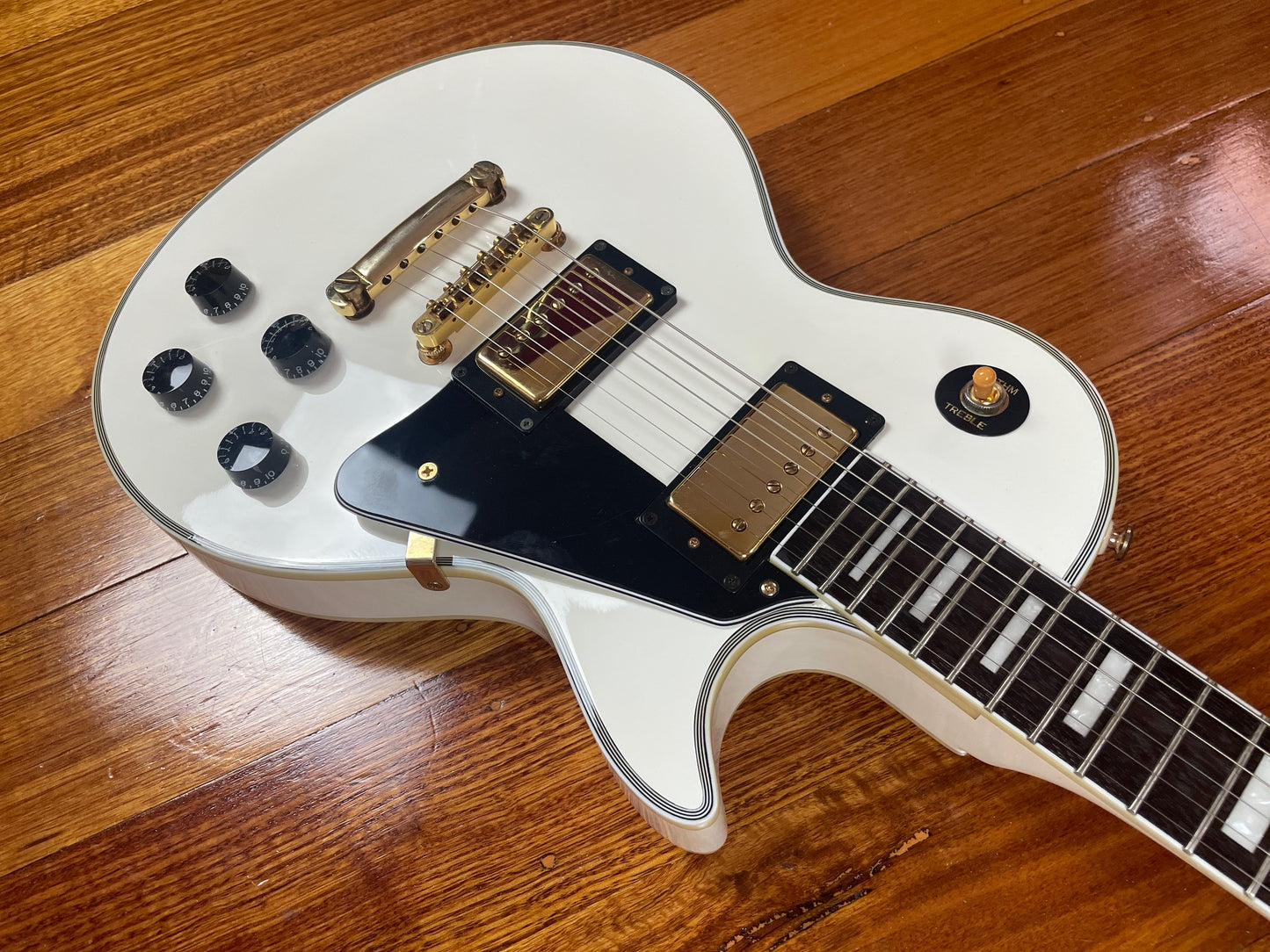 Tokai LC80S