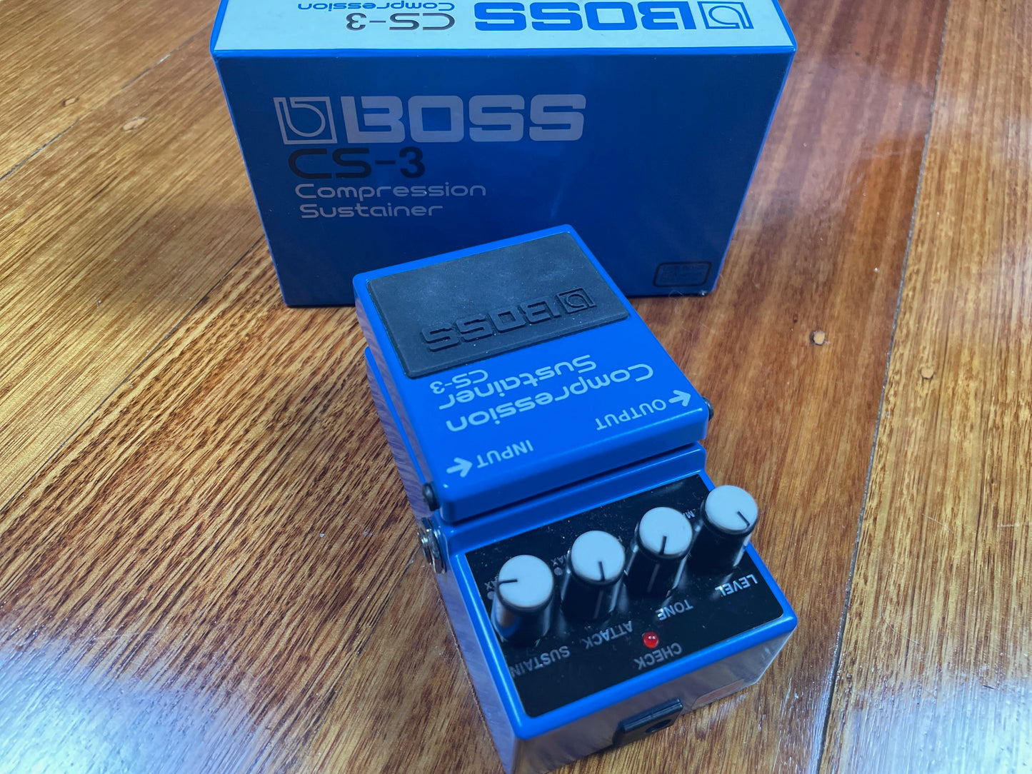 BOSS CS-3 Compression Sustainer.