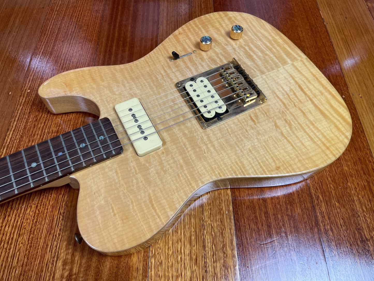 Playtech - Telecaster style