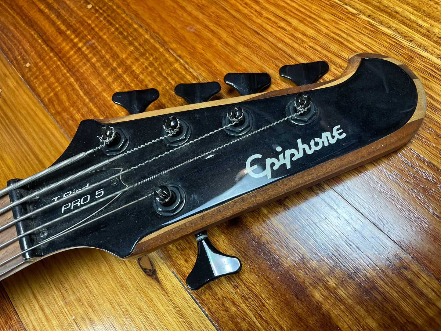 Epiphone T-Bird Pro 5