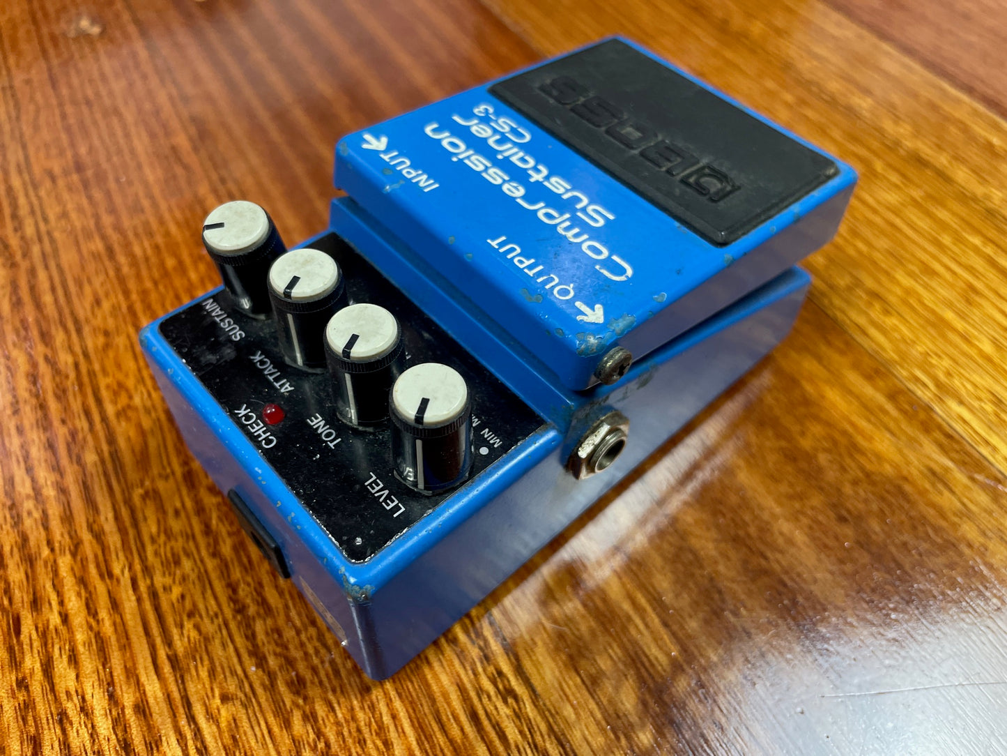 BOSS CS-3 Compression Sustainer