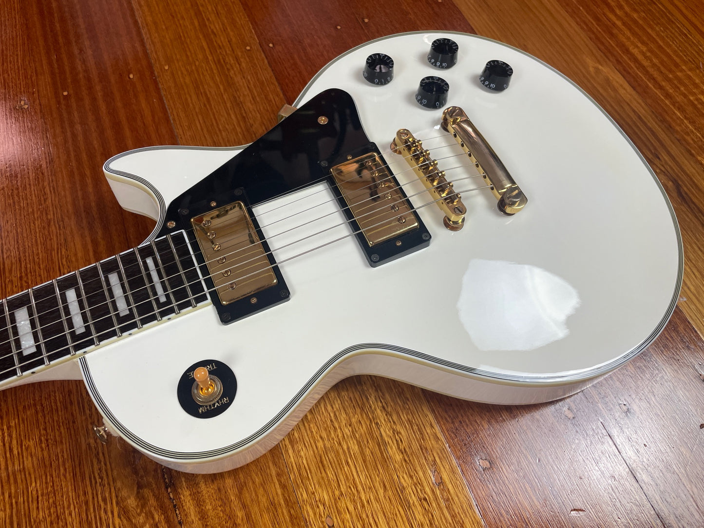 Tokai LC80S