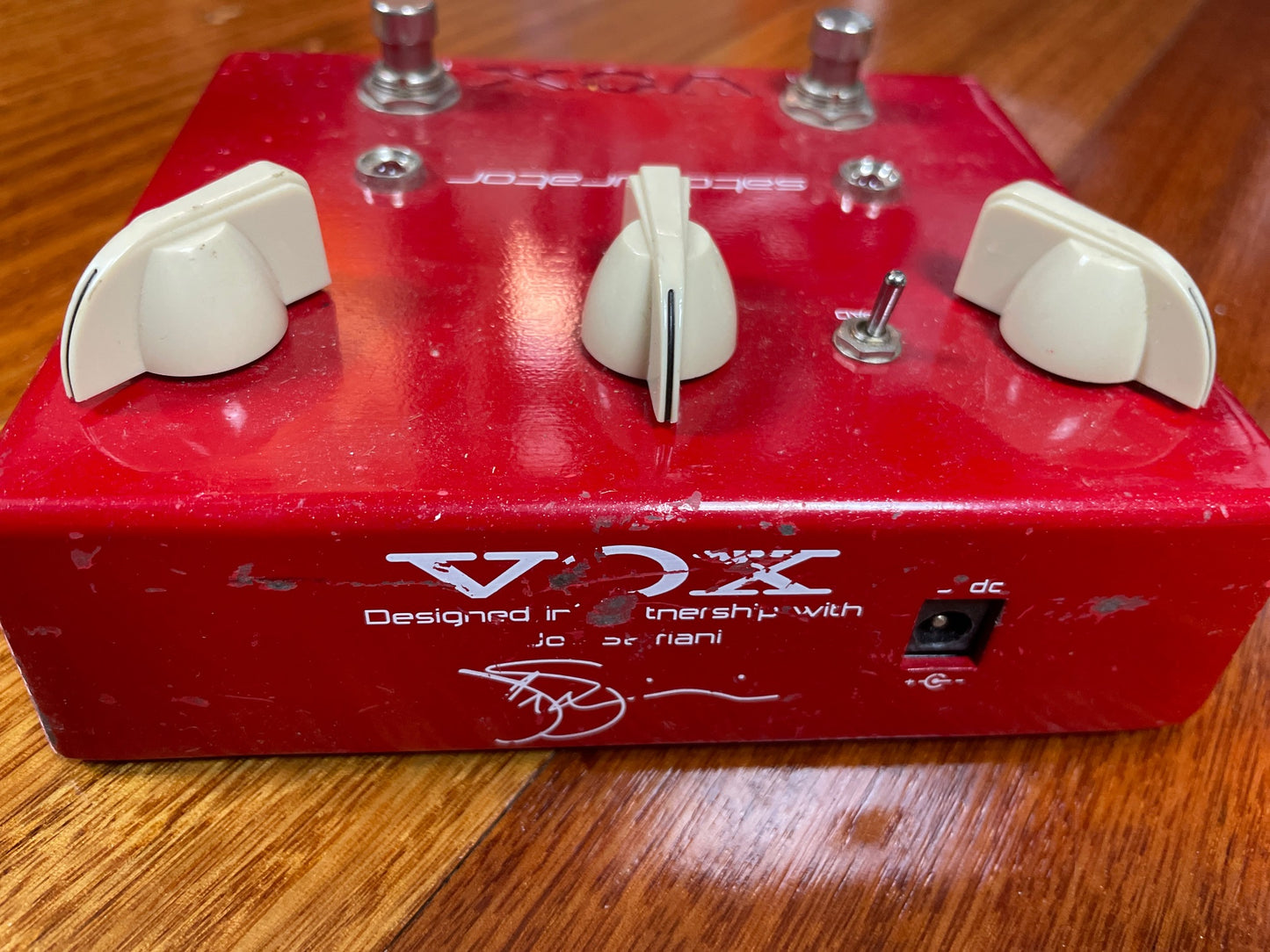 VOX - Satchurator Joe Satriani Signature Distortion Pedal