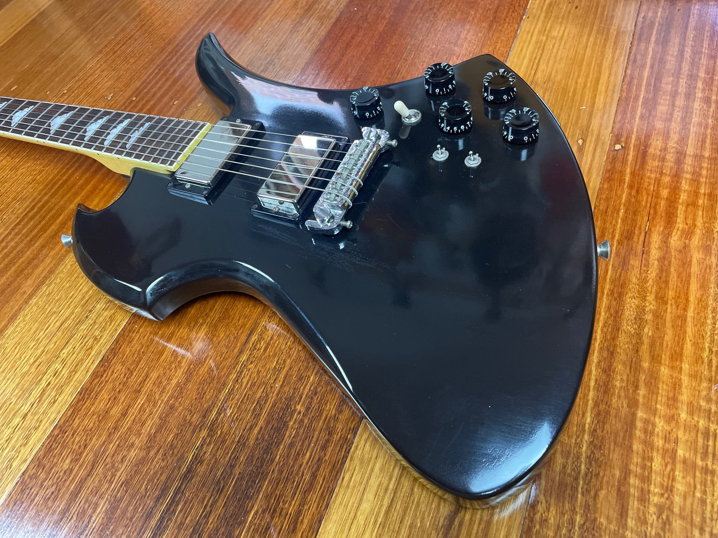 Fernandes MG-70X