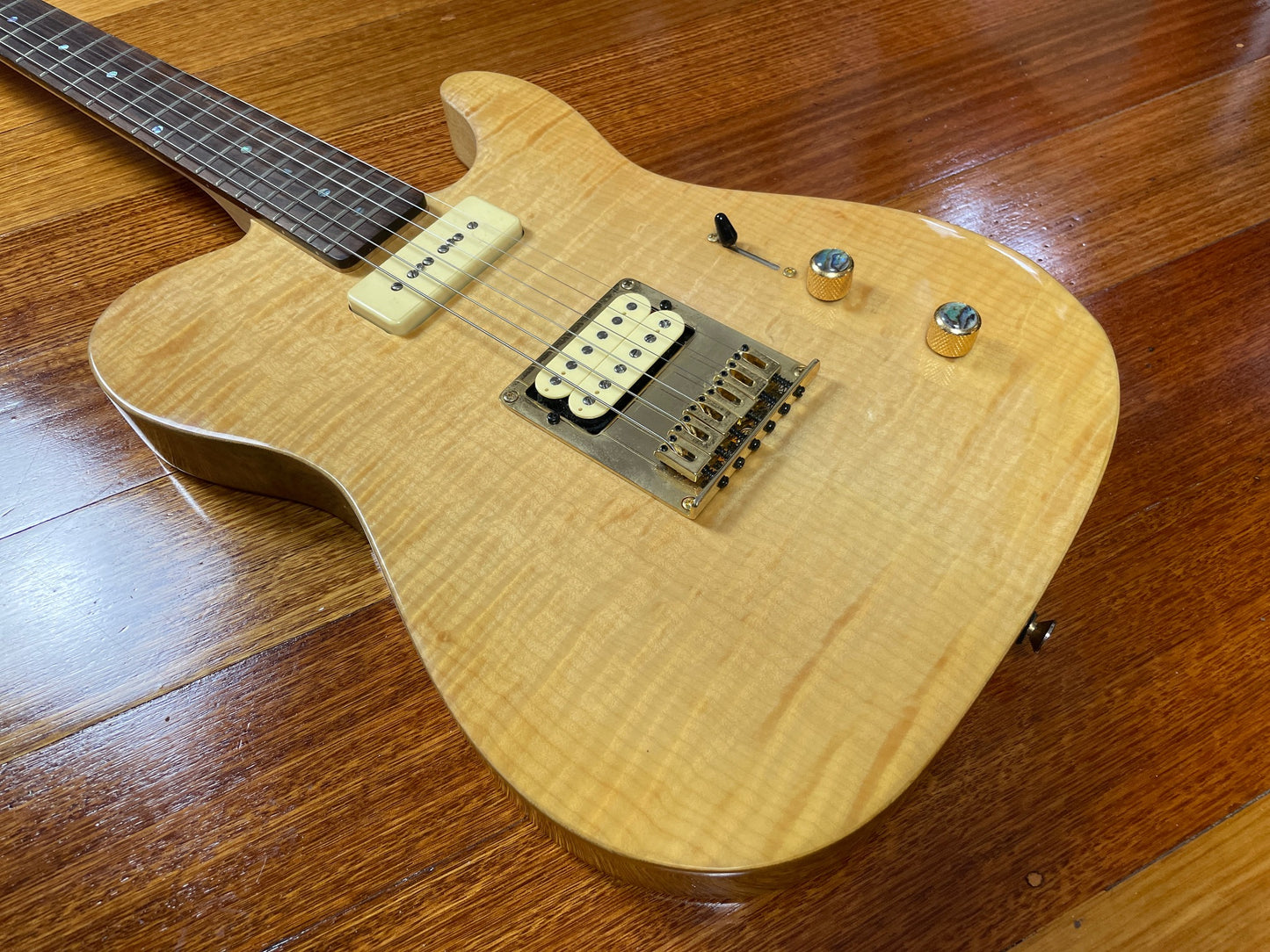 Playtech - Telecaster style