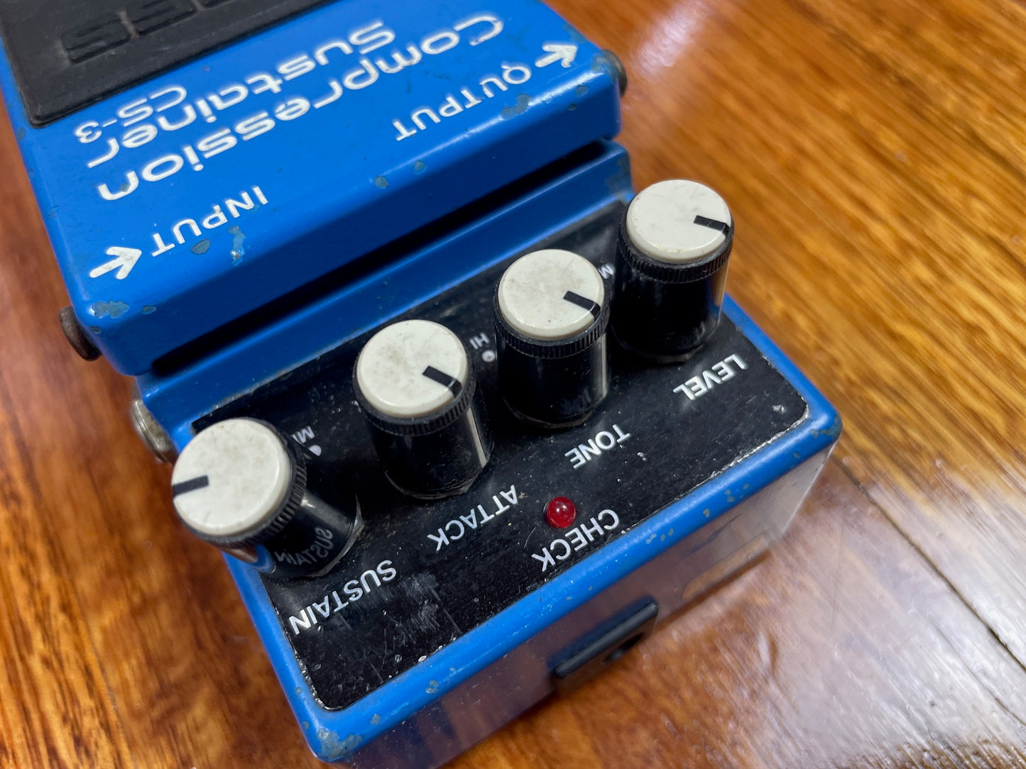 BOSS CS-3 Compression Sustainer